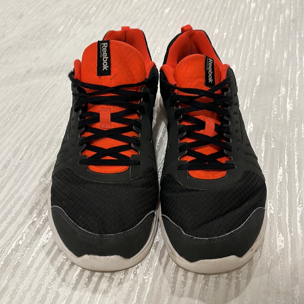 Black Reebok running sneakers - Picture 3 of 6